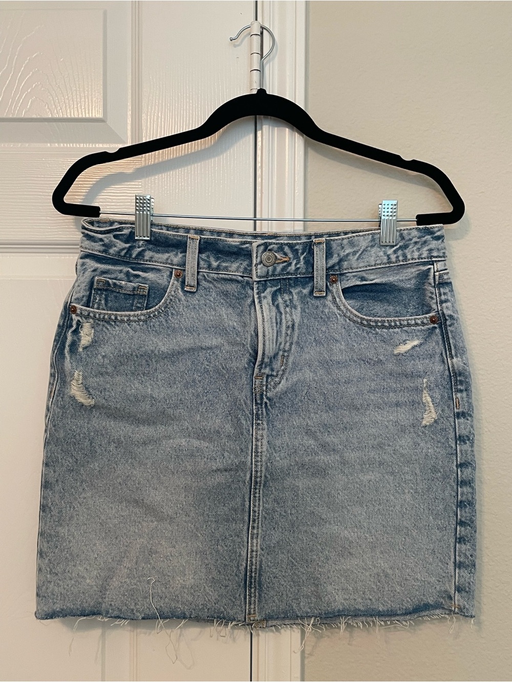 Old Navy Light Blue Distressed Denim Skirt